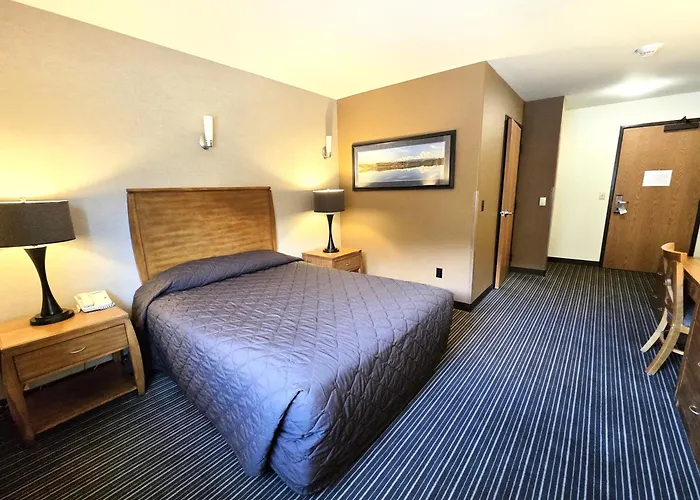 Breeze Inn Hotel