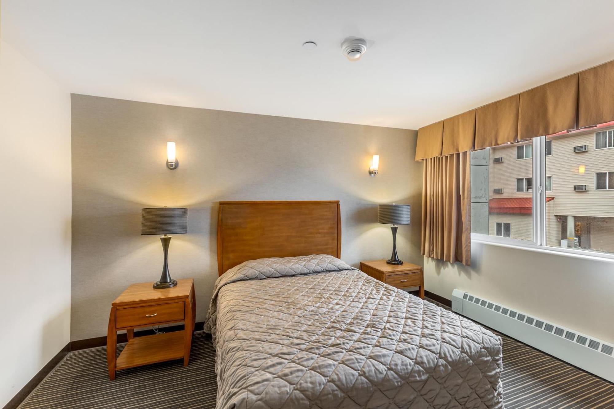 Breeze Motel